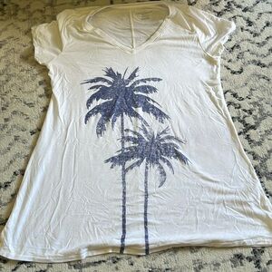 Pea in the Pod tropical tee